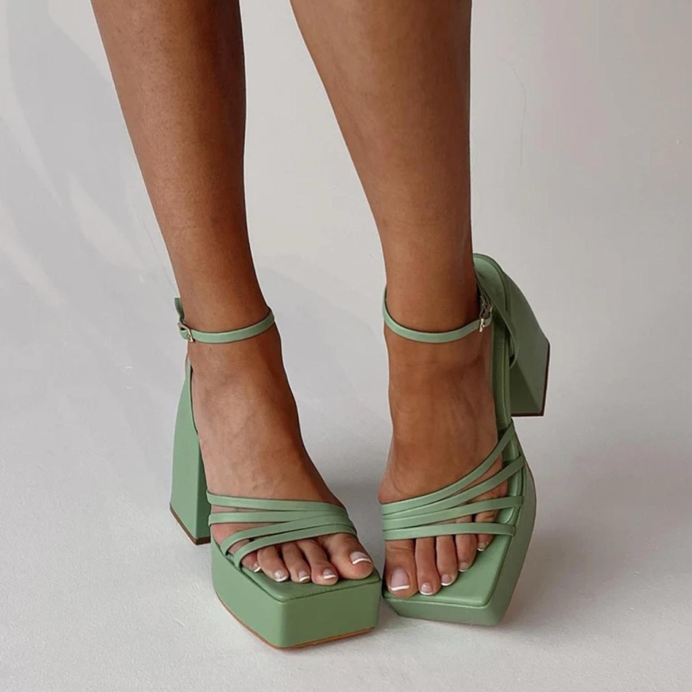 Princess polly heels